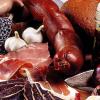 kolbasa_assorti_luk_chesnok_pivo_10244_3840x2400.jpg